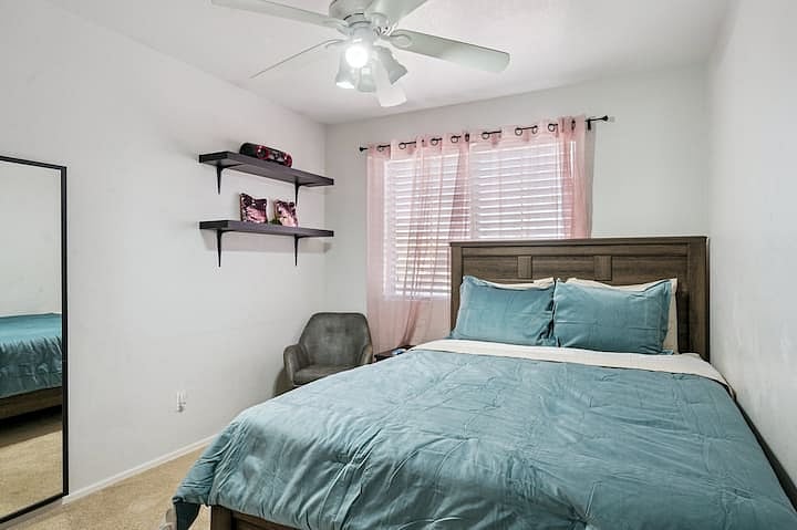 Bedroom2, with Bathroom next to it