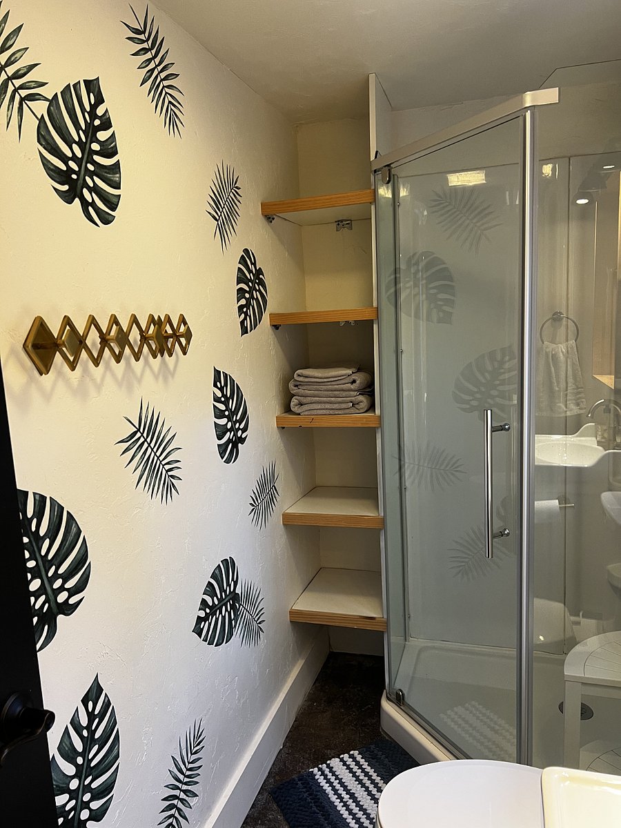 Bathroom storage shelves & towel hanging rack