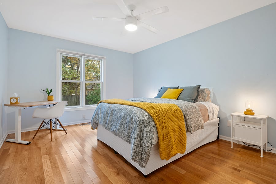 Queen bedroom #1