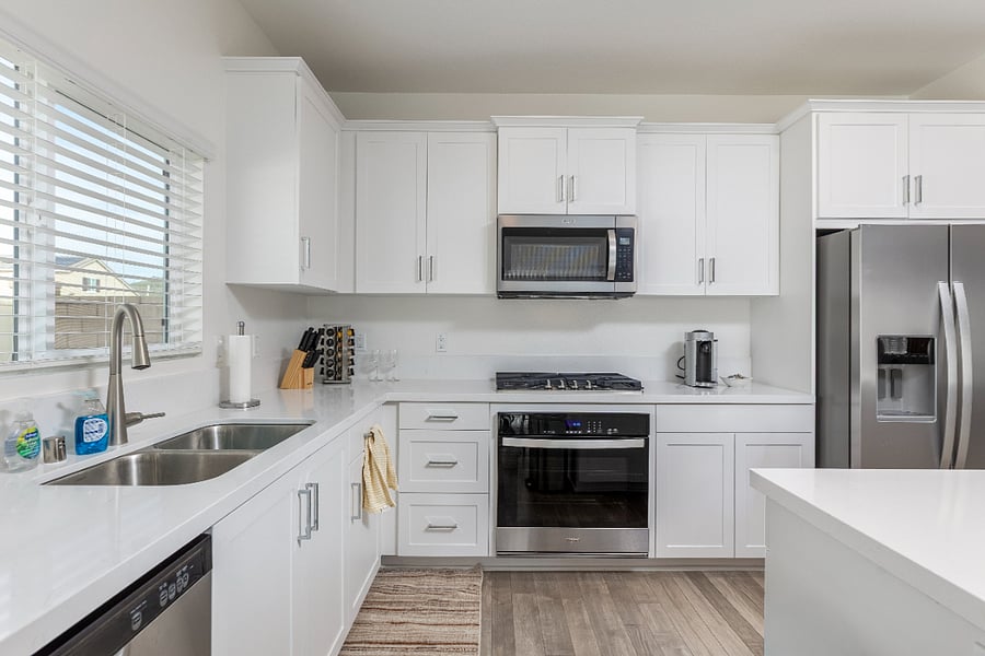 Spacious Kitchen with Cooking Amenities