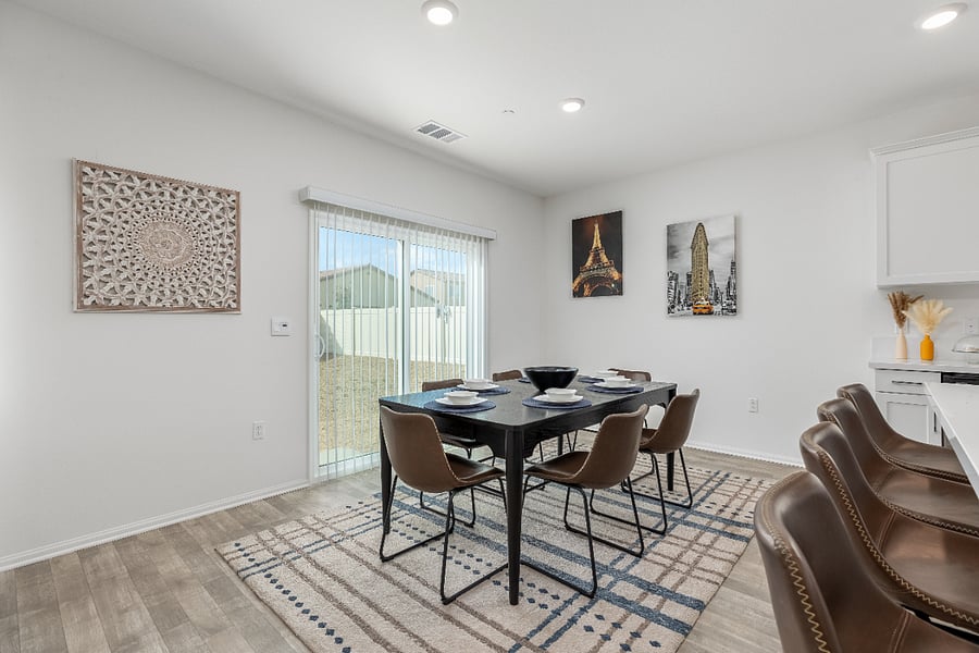 6 Seater Dining Area for Family Gatherings