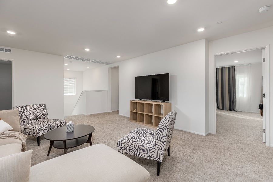 Comfy Den Area to relax with a 2nd TV