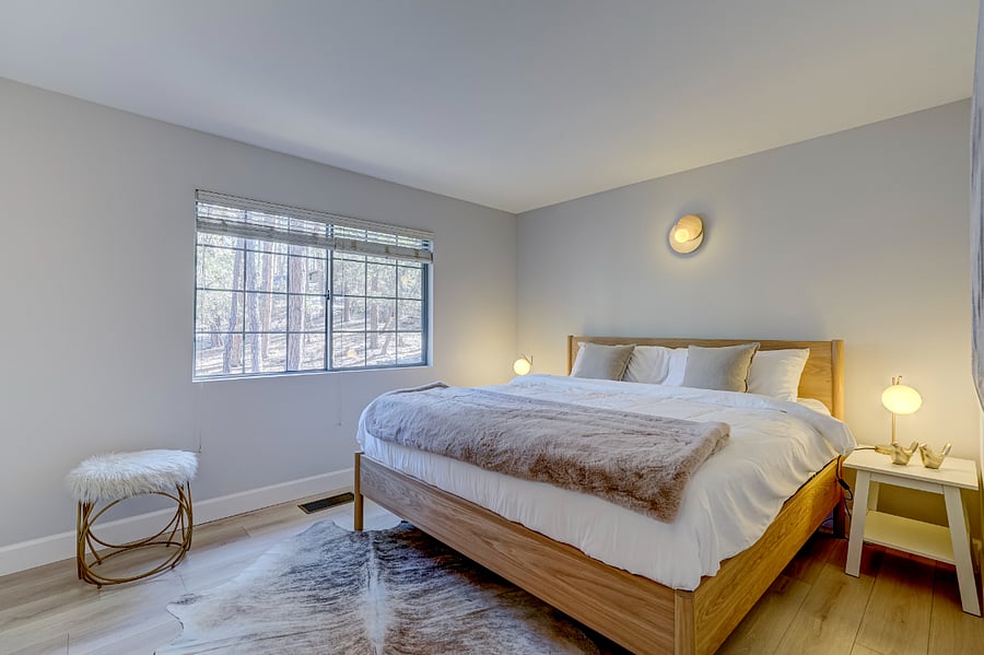 Second bedroom with king bed