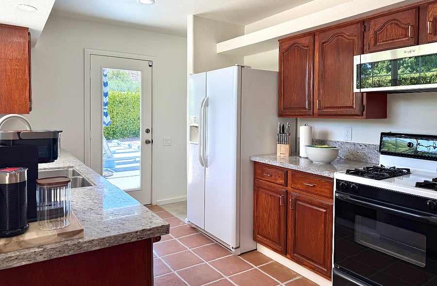 Full kitchen with all major appliance, dishes and glassware, and all dishes, cookware and utensils needed for everyday living.