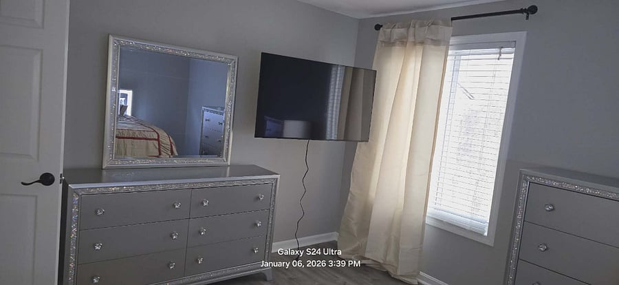 Part of second bedroom