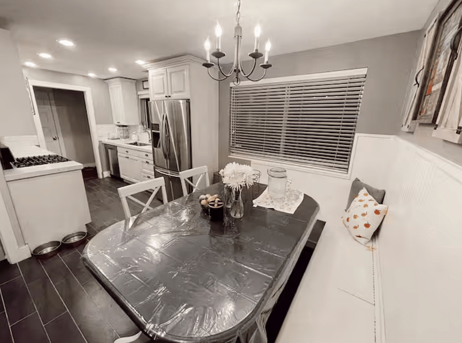 Fully equipped kitchen suitable for longer stays.