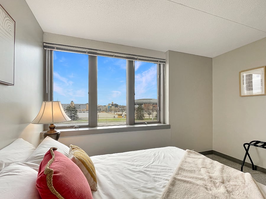 Wells Fargo Arena can be seen right outside your window! 