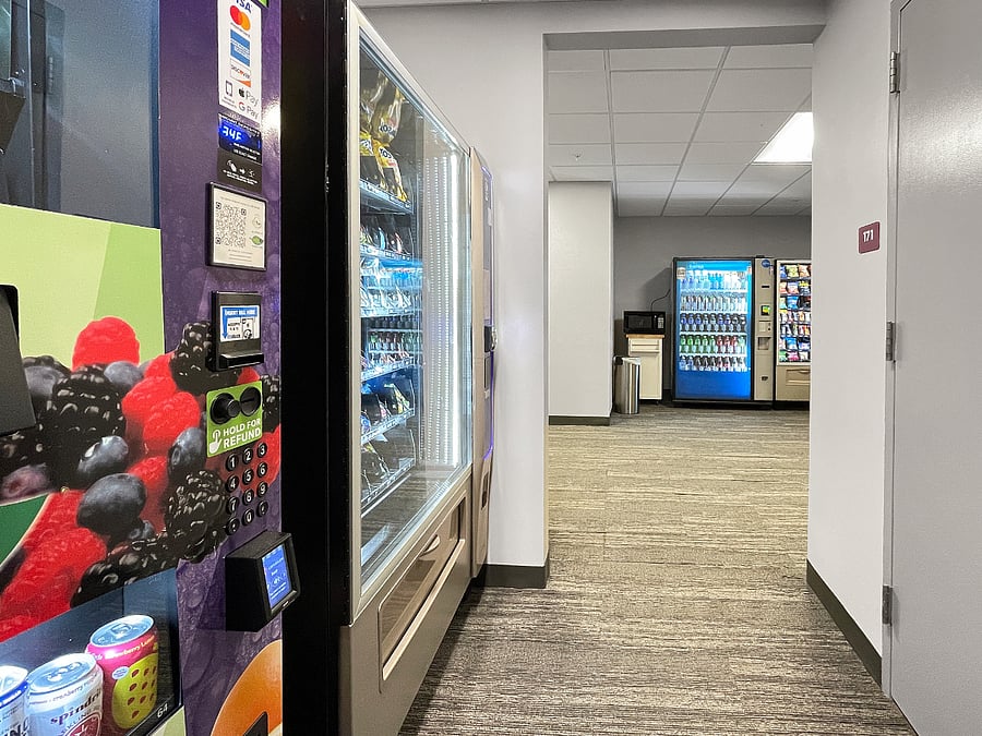Vending options off the lobby near the elevator for late snacks cravings! Full
