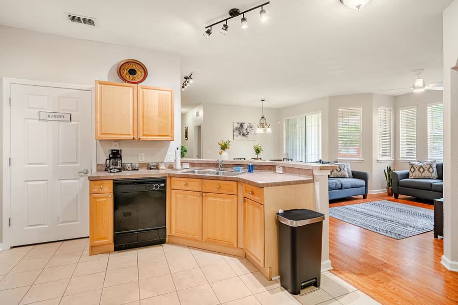 Furnished Finder property 952009_1 photo 9