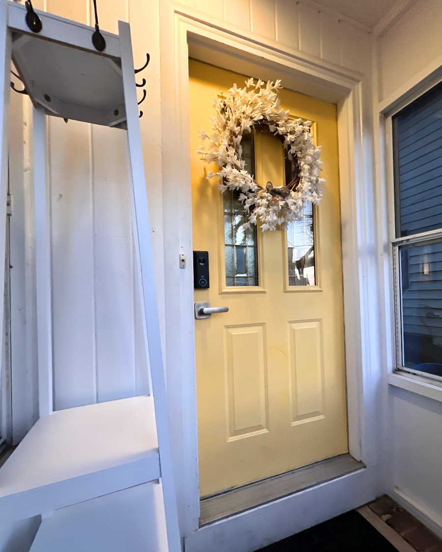 Private Entrance with digital lock and personal code