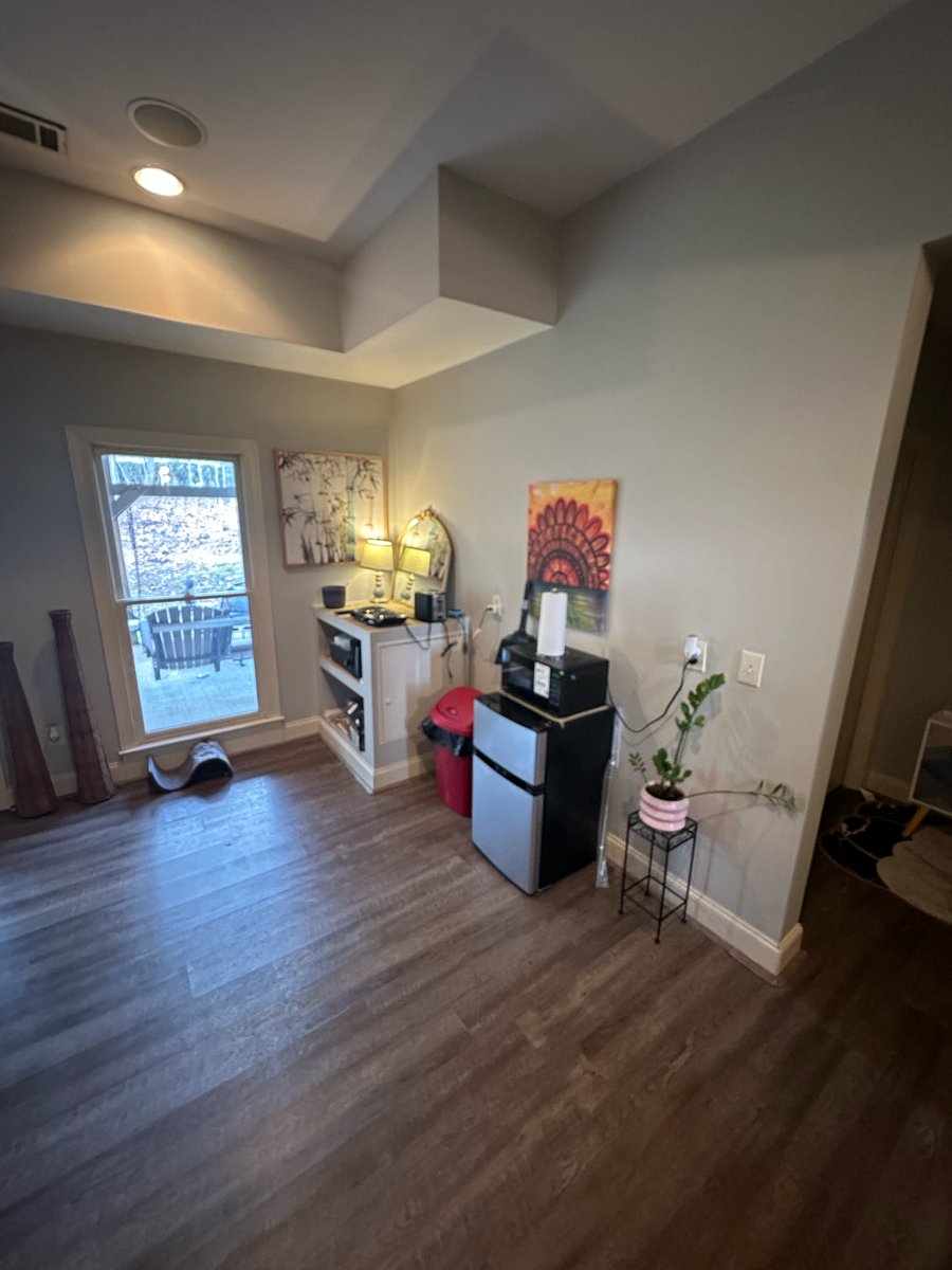 Mini kitchenette area