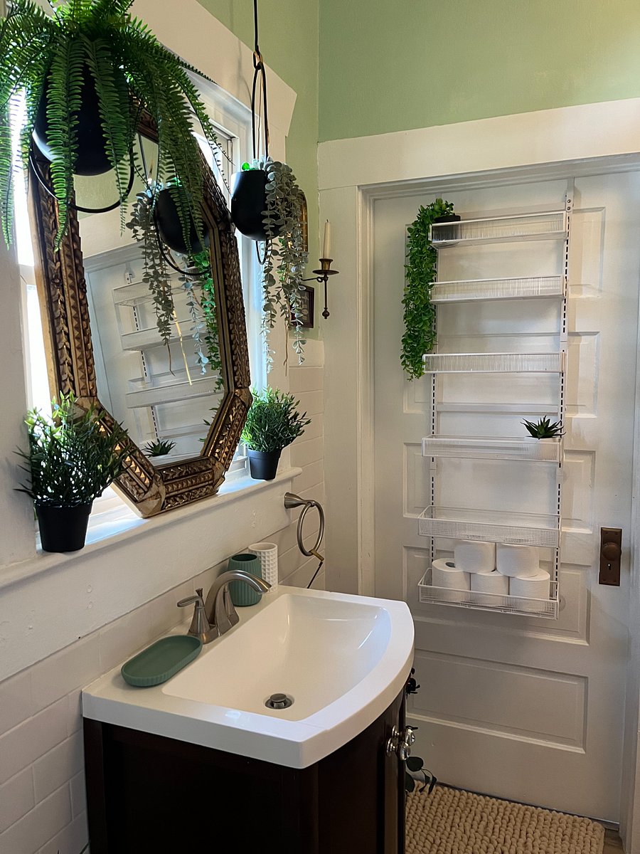 Bathroom #1