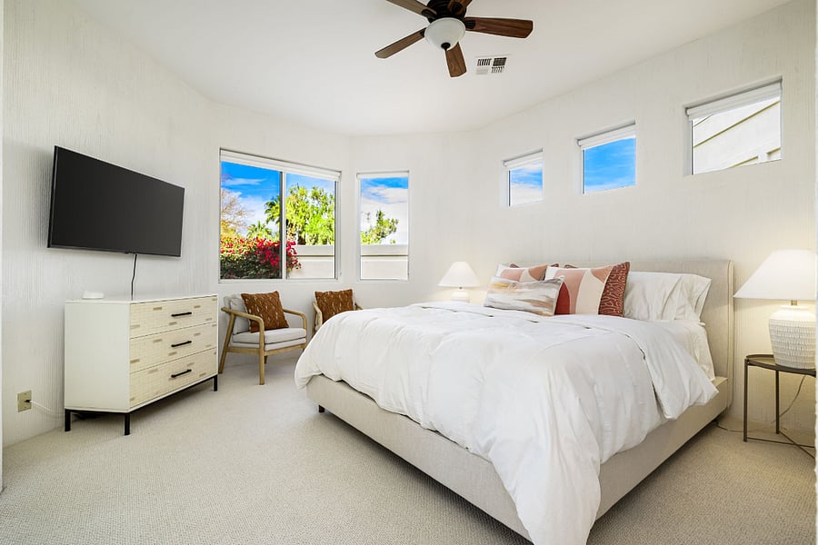 Bedroom 2, kingbed