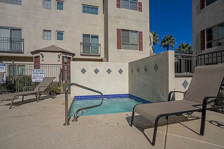 Furnished Finder property 952403_1 photo 12