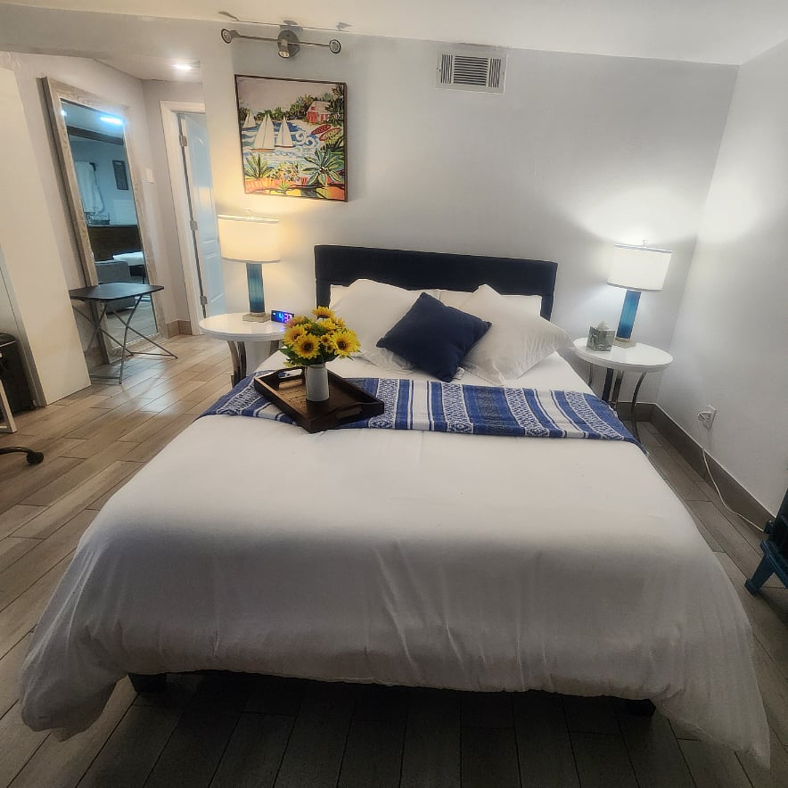 Queen bed