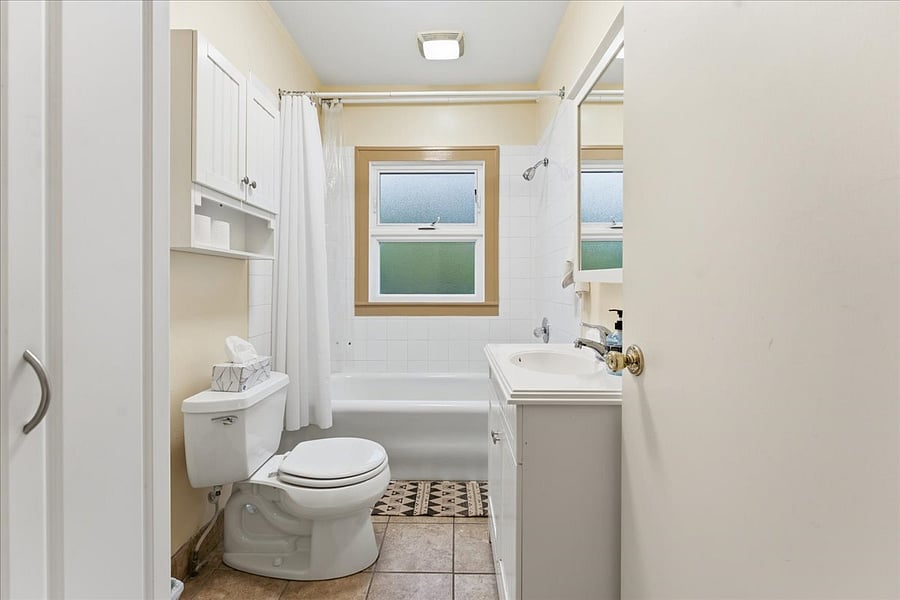 Furnished Finder property 952508_1 photo 17