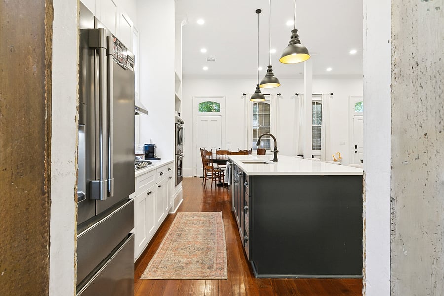 Kitchen fully equipped with all cooking needs