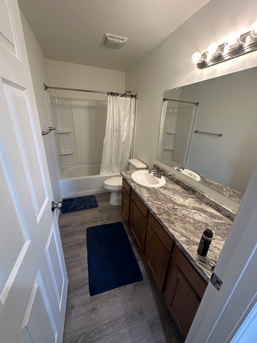 upstairs bathroom