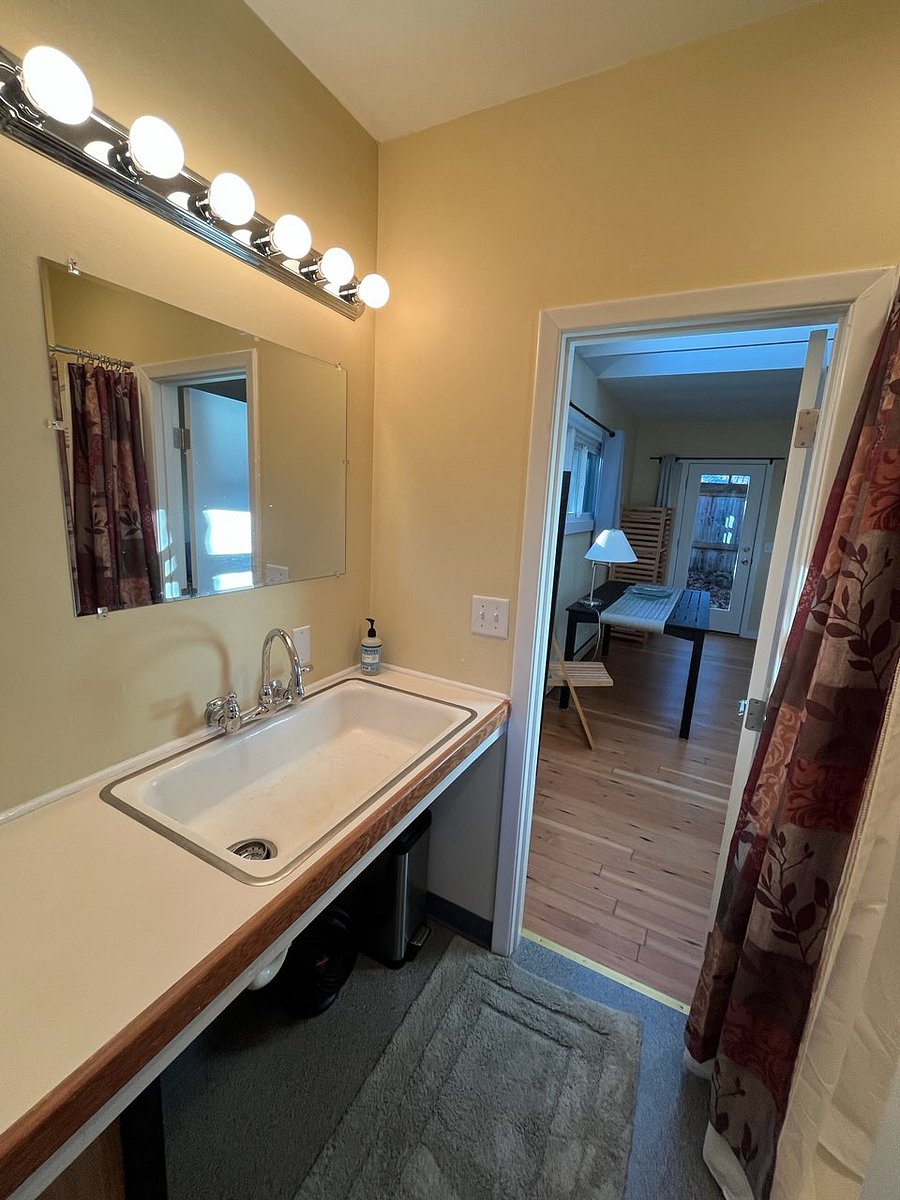 Furnished Finder property 952641_1 photo 8
