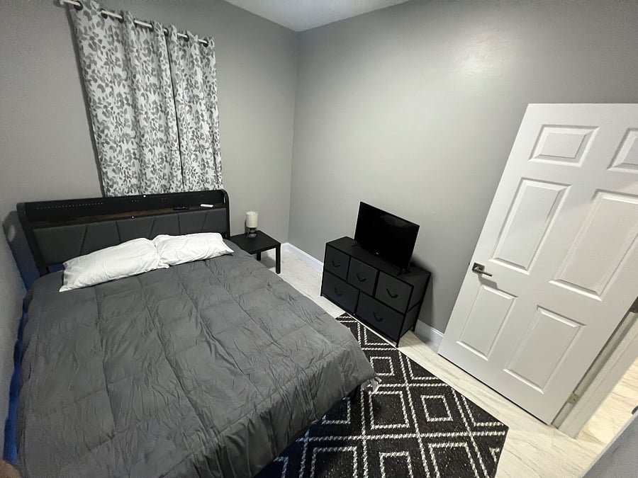 Furnished Finder property 952673_1 photo 8