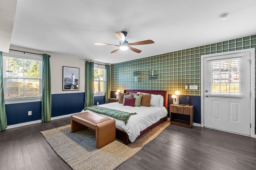 Bedroom 1 - en suite