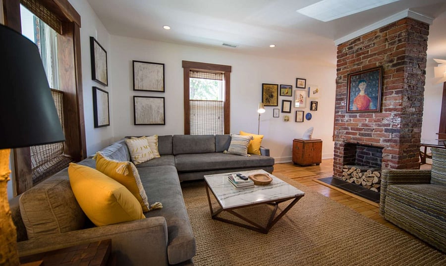 Comfortable living area with Smart TV and fast wifi.