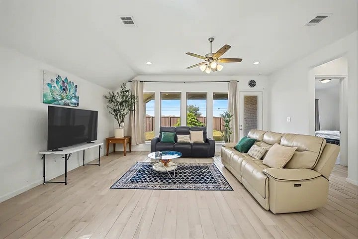 Furnished Finder property 952813_1 photo 8