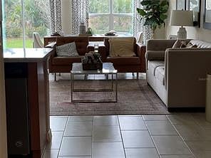 Furnished Finder property 952907_1 photo 4