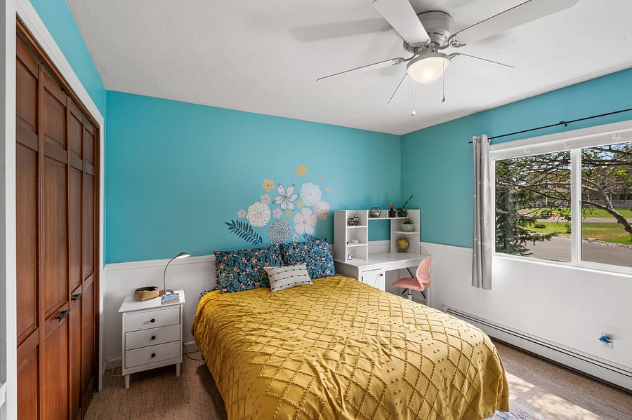 Upstairs Bedroom 2