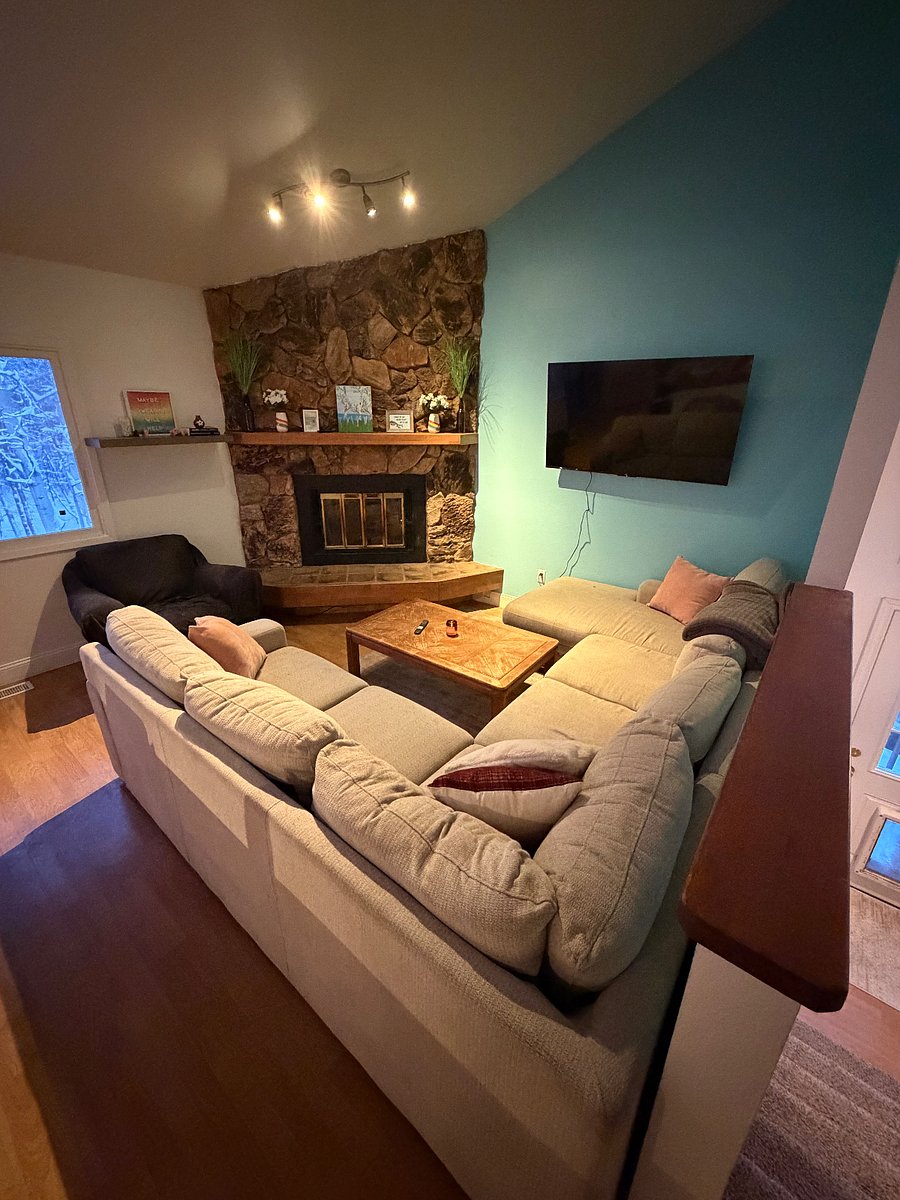 Upstairs living room