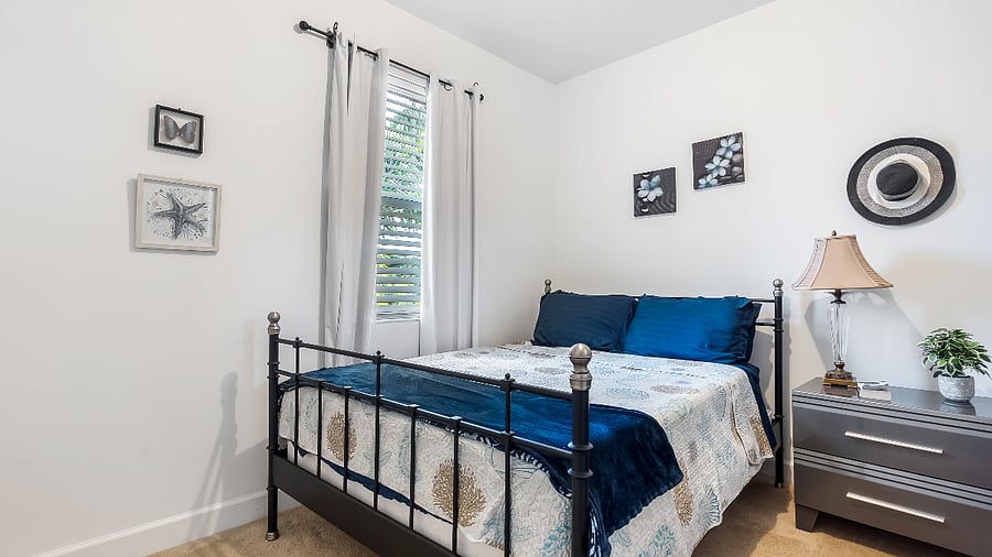 Second bedroom