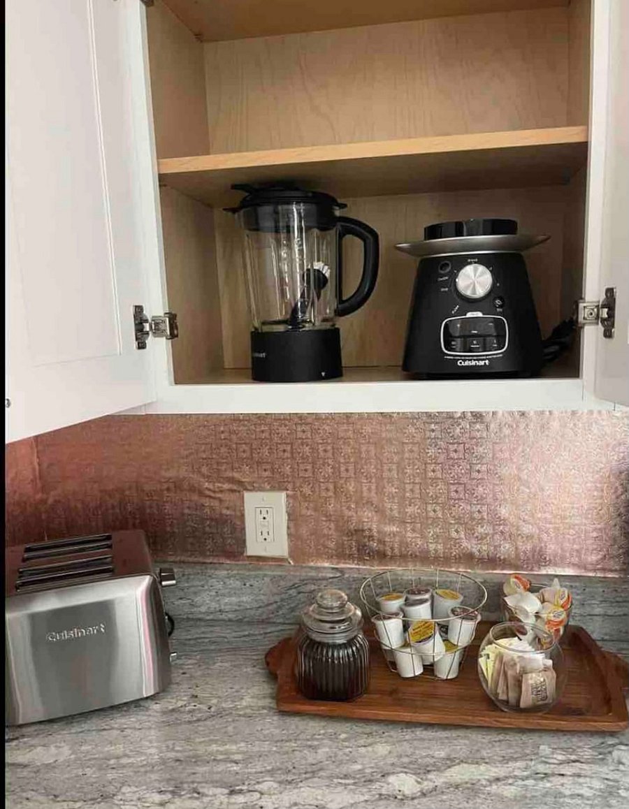 Kitchen Blender & Toaster