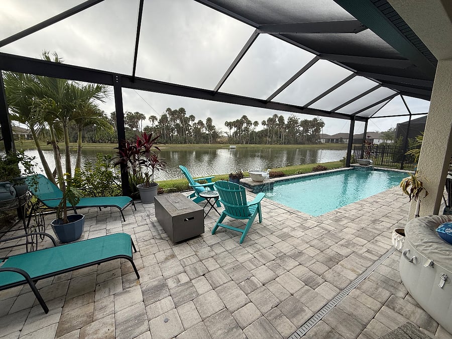 Beautiful pool on a pond with a nature preserve view. Inflatable hot tub and outdoor grill available for use.
