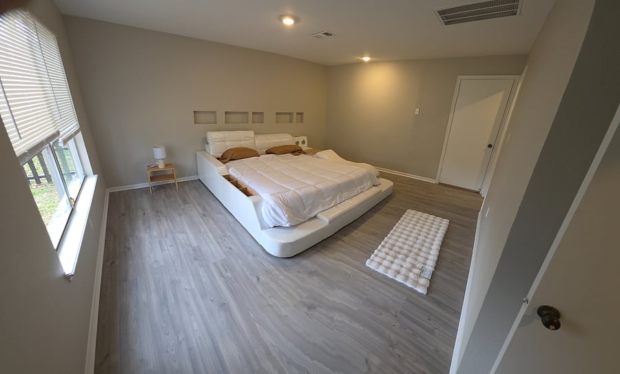 downstairs master bedroom