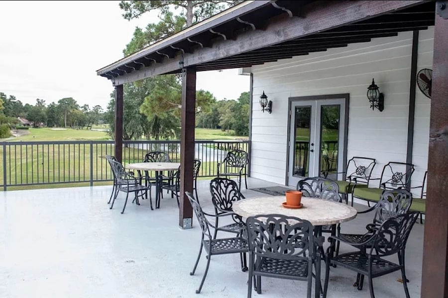 country club - 4 min walk from house. breakfast lunch and dinner available. year round