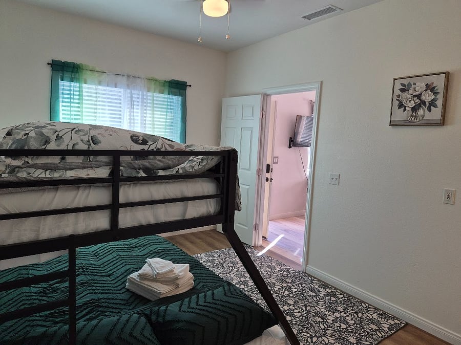 Furnished Finder property 953229_1 photo 9