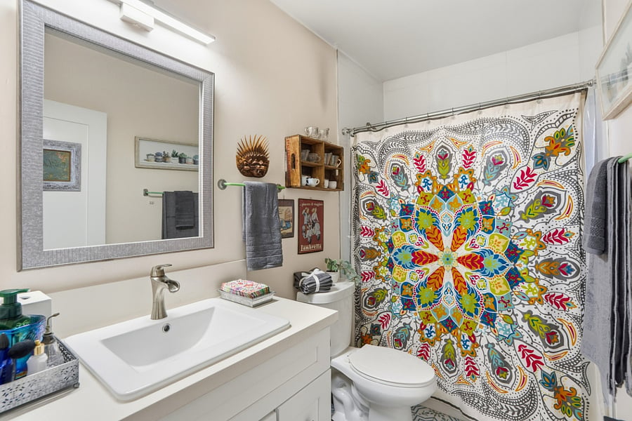 guest bathroom