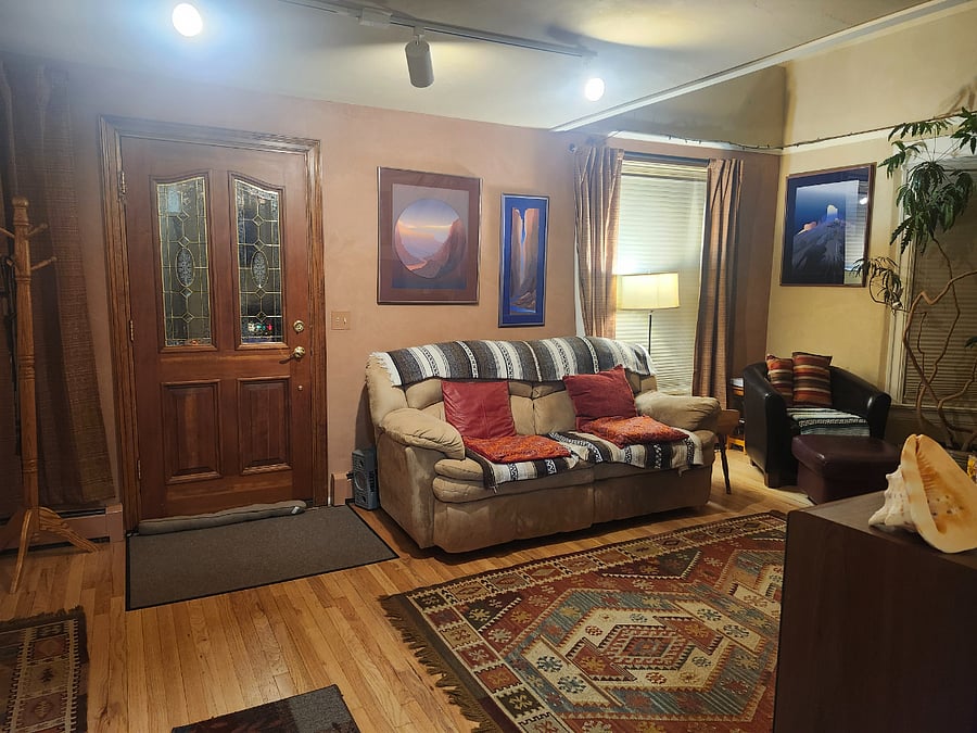 Private Livingroom