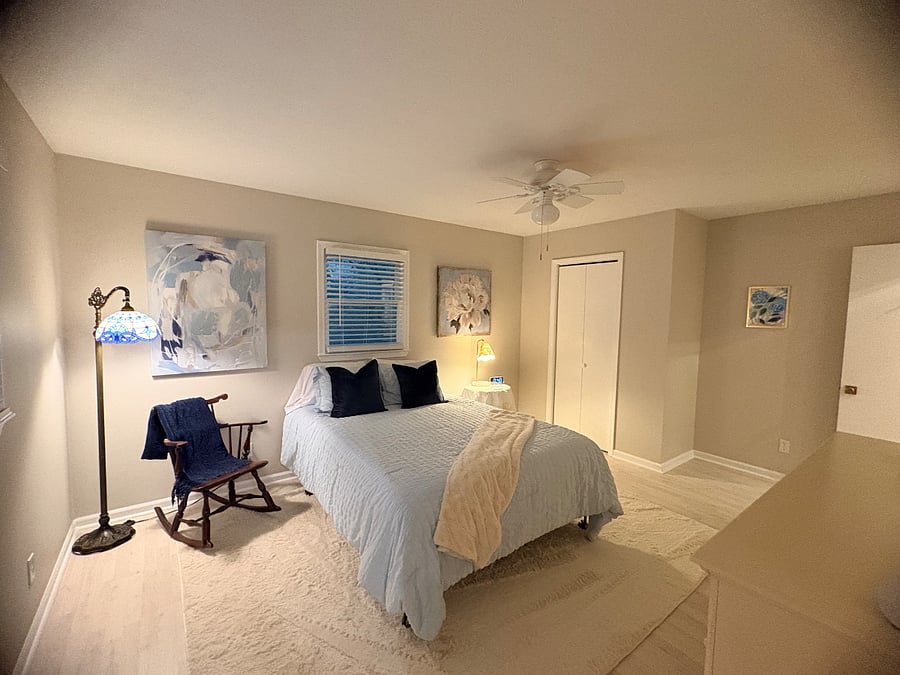 Queen bedroom