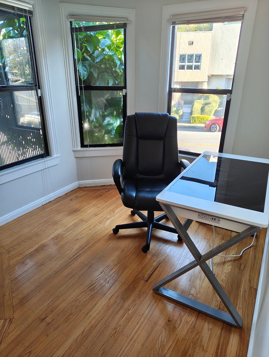 Nice sized study or flex space