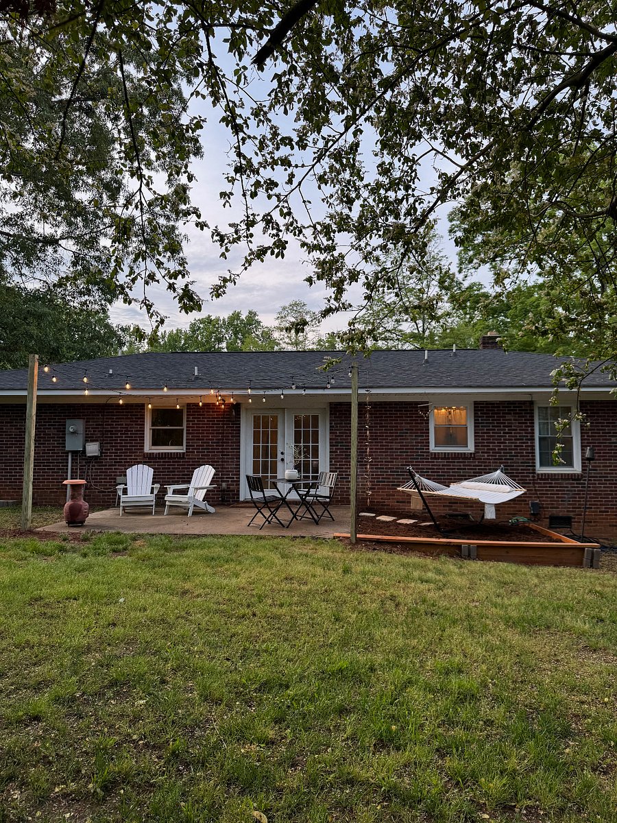 Patio off of the dine-in kitchen; Back Yard