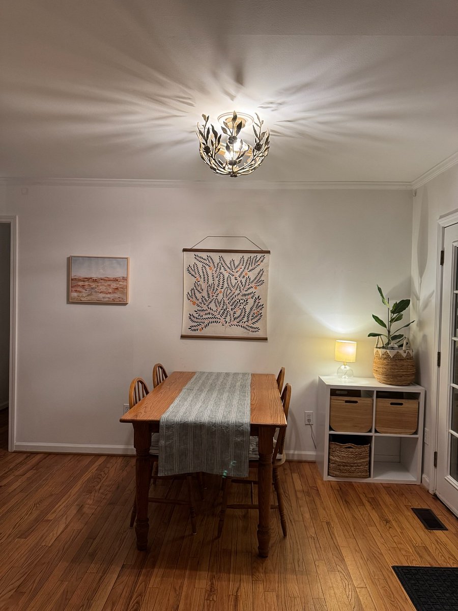Dine-in Kitchen