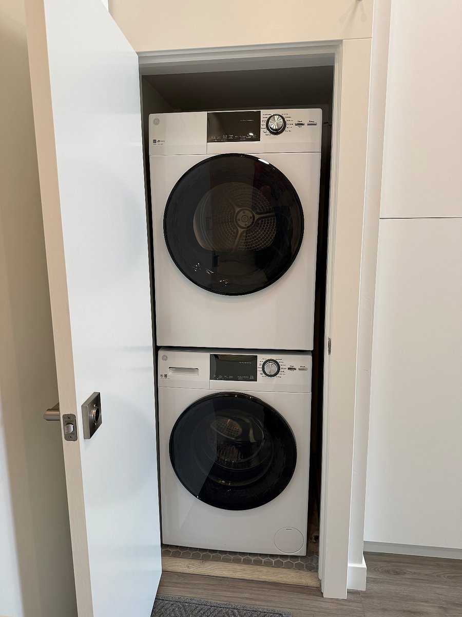 GE high efficiency washer and dryer 