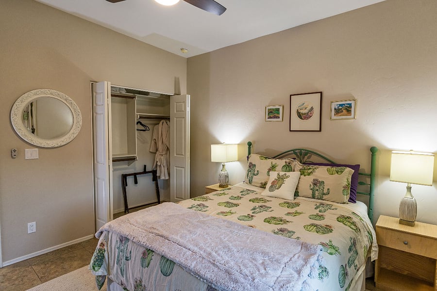 Queen room with full closet