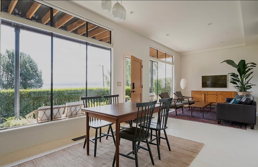 Spacious dining and living area. 8 x 8 windows, 11 ft ceilings.
