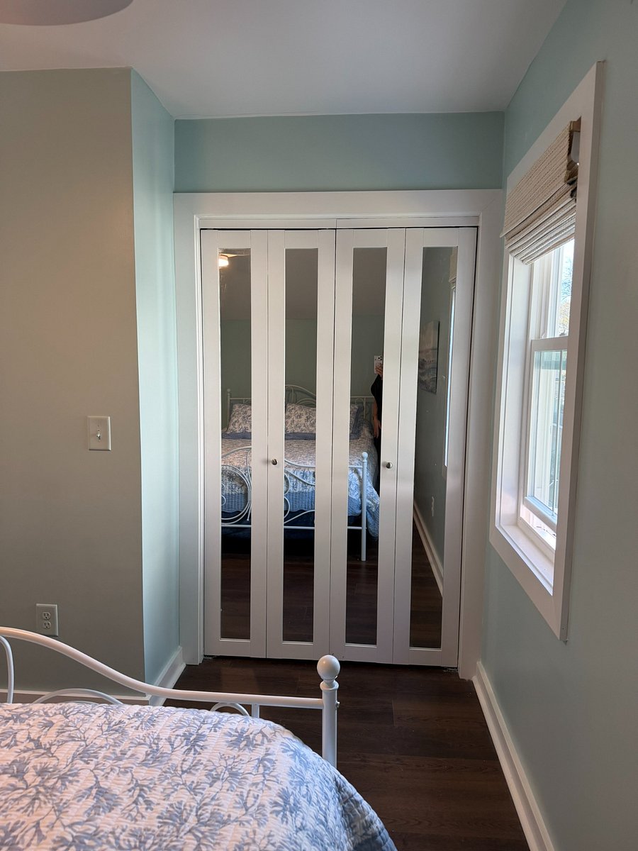Bed #2 clsoet
