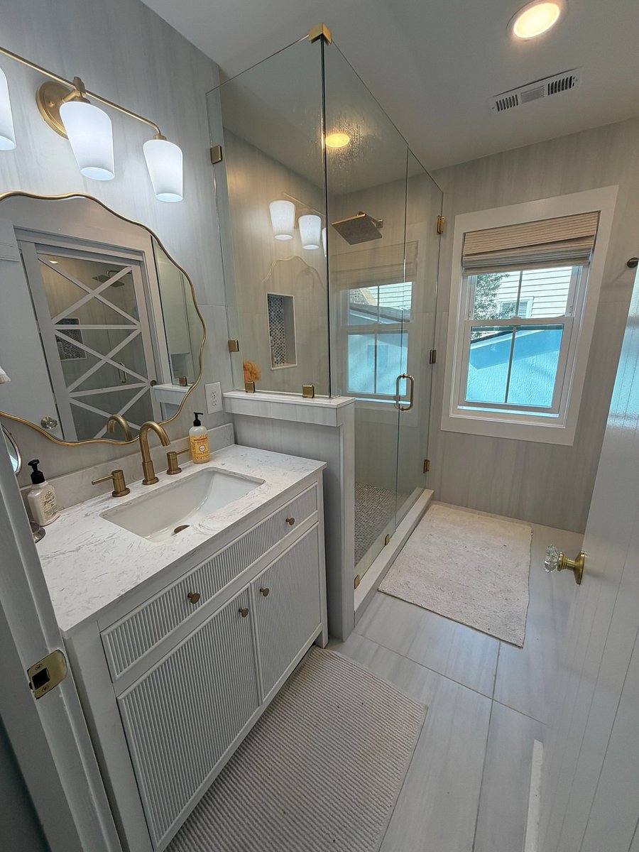 First Floor full bath
