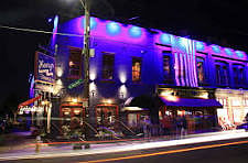 Night life on Kings Street