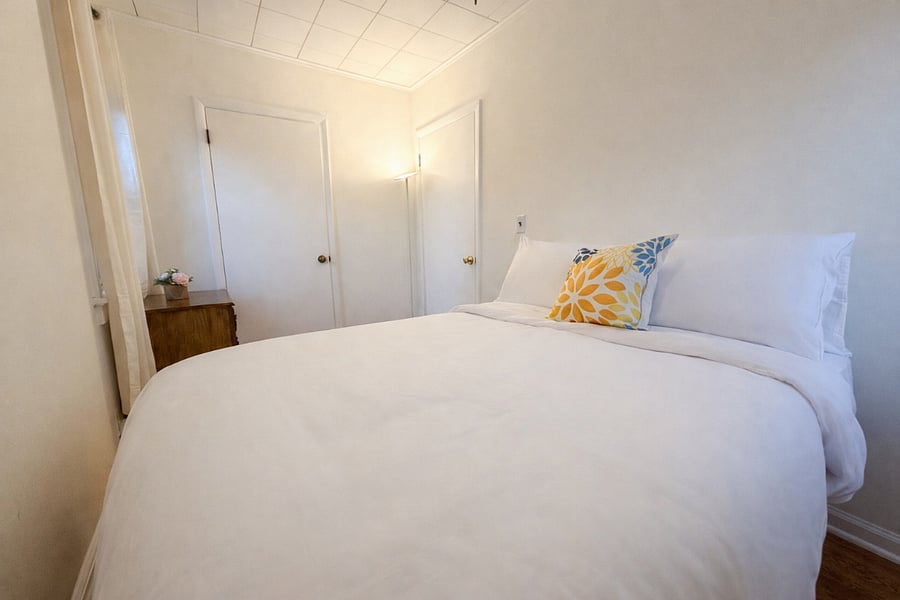 Guest Bedroom 1 - View 2