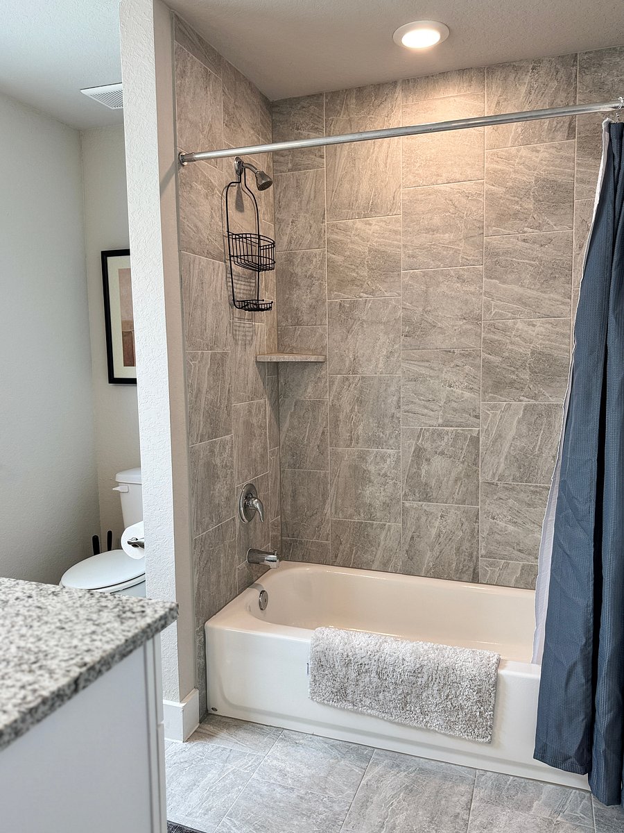 Bathroom 3: tub/shower combo (landlord provides shower curtain)